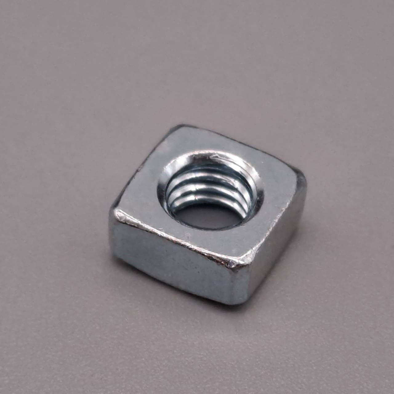 DIN 557 - Square Nuts