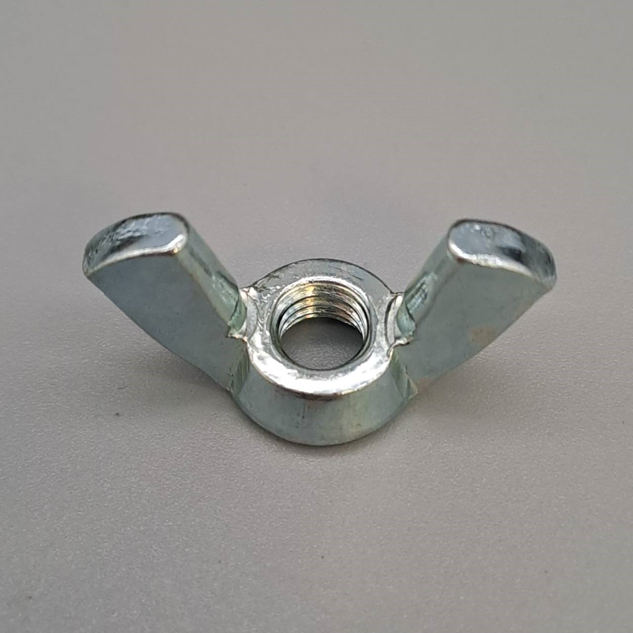 Wing nut